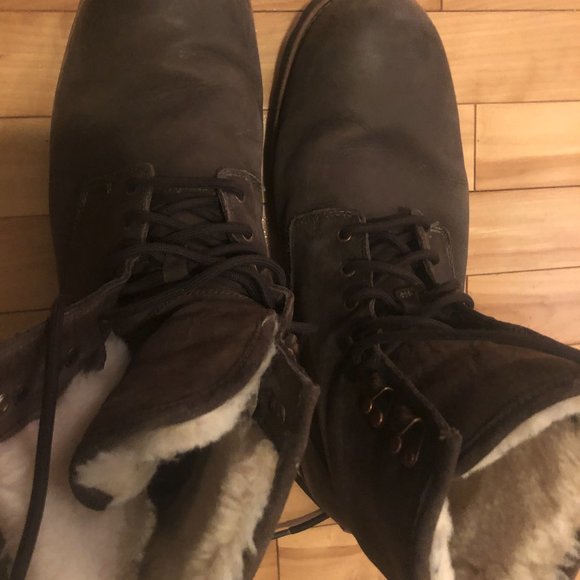 Ugg Hannen Waterproof boots - Men's Size 12 - Picture 3 of 6